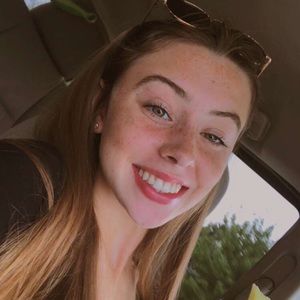 Meet your Posher, Abigail